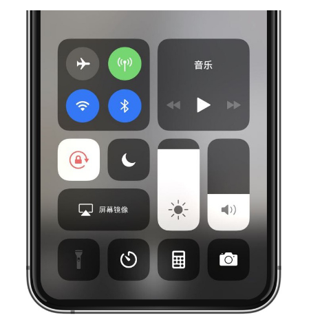 云南苹果14维修店分享iPhone 14手电筒按键灰了怎么办 